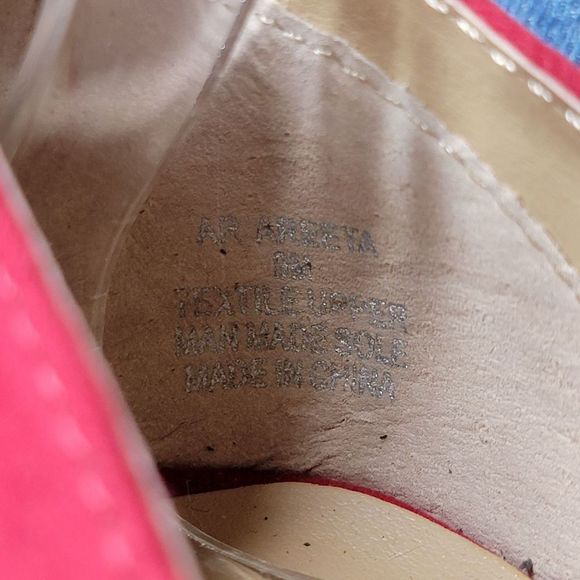 American Rag Red Heels - Picture 4 of 13